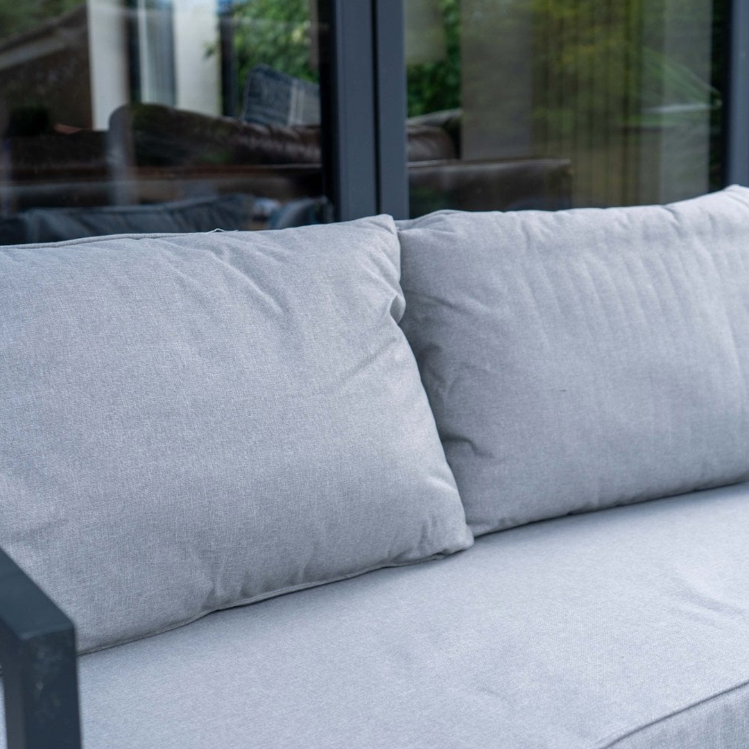 طقم جلسة تراس خارجي – 4 مقاعد - 6