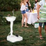 مغسلة متنقلة مع خزان مياه للرحلات - 15