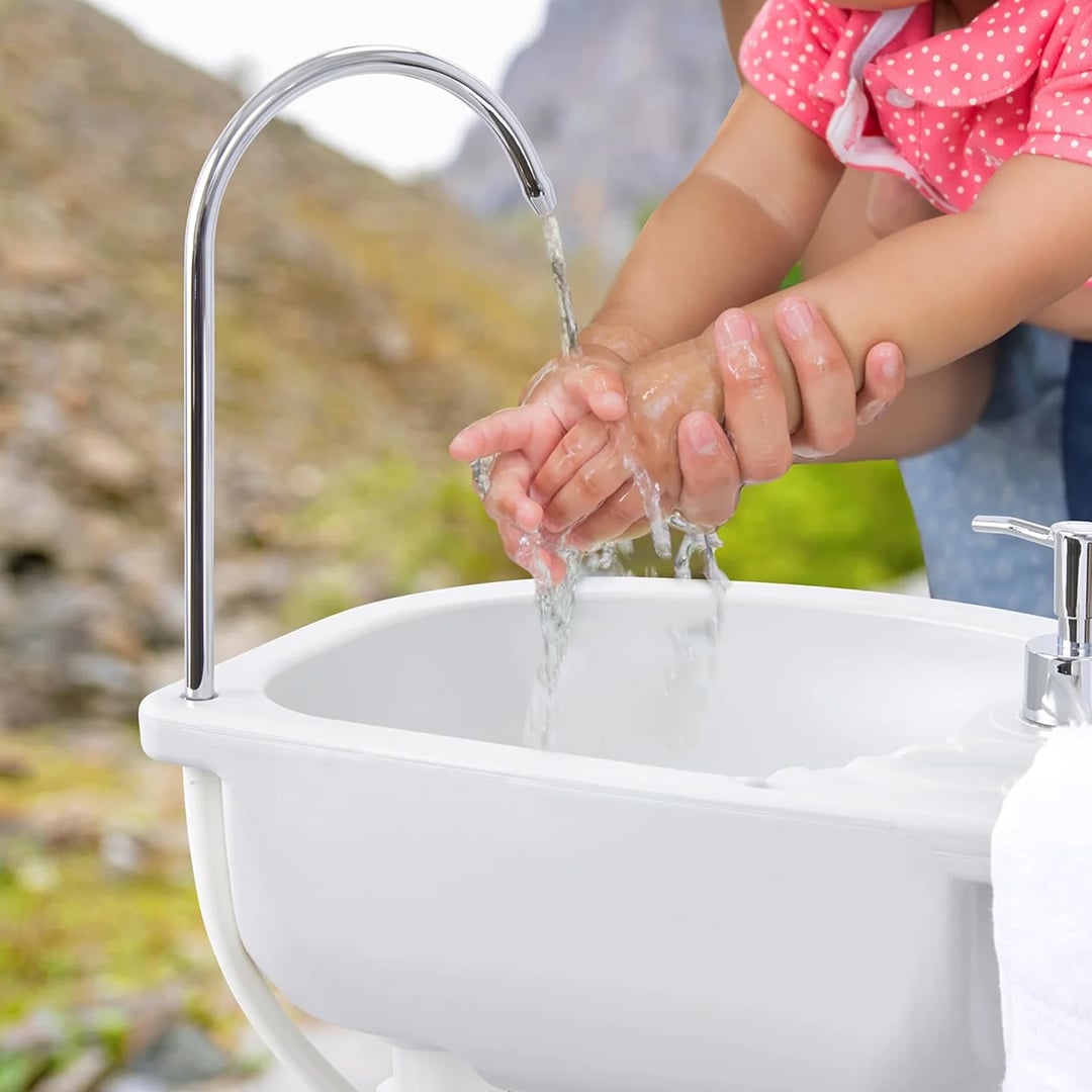 مغسلة متنقلة مع خزان مياه للرحلات - 13