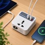 محول بطارية للسيارة بمخارج كهرباء وUSB
