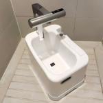 جهاز وضوء متنقل ذاتي التنظيف - 11