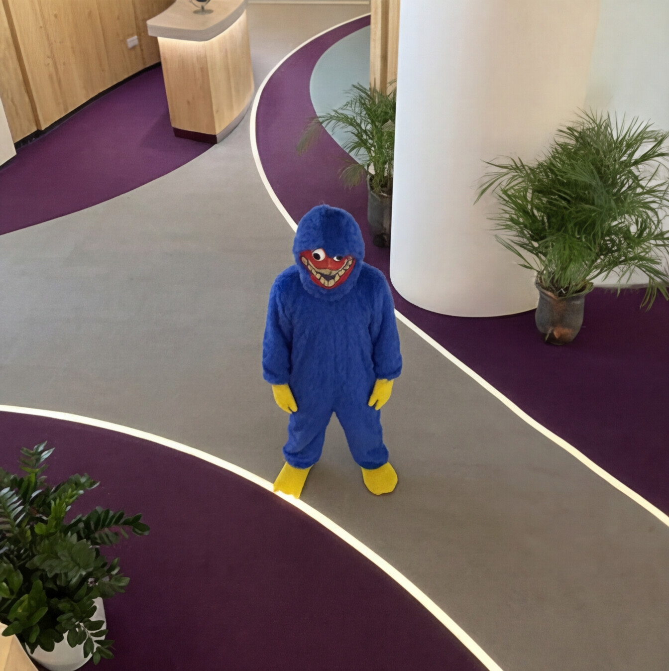 Huggy Wuggy Costume for Kids product thumbnail 14