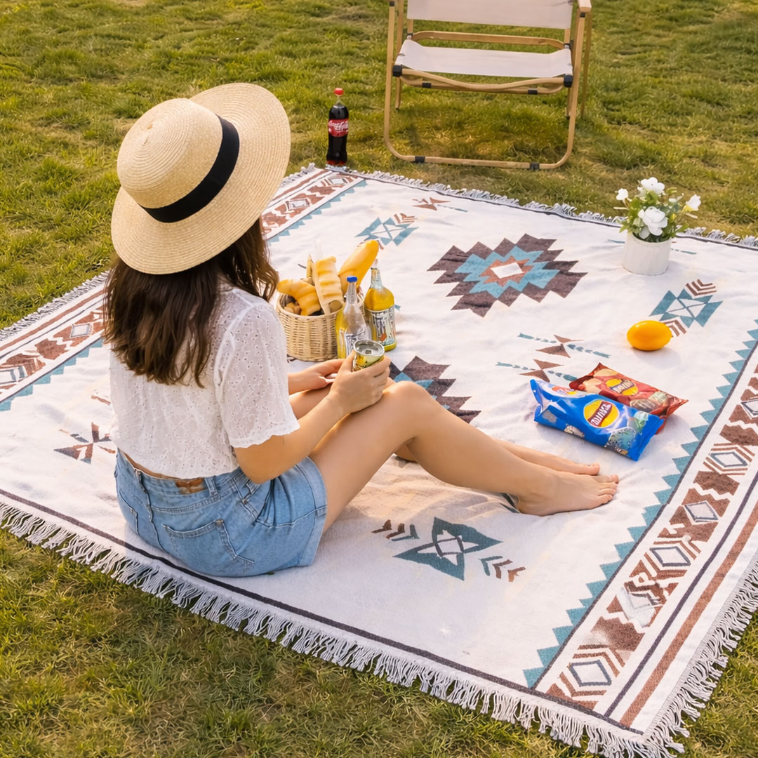 180×180 Picnic Mat with Carry Strap product thumbnail 6