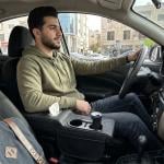 مسند سيارة من الجلد الفاخر مع حامل أكواب - 7