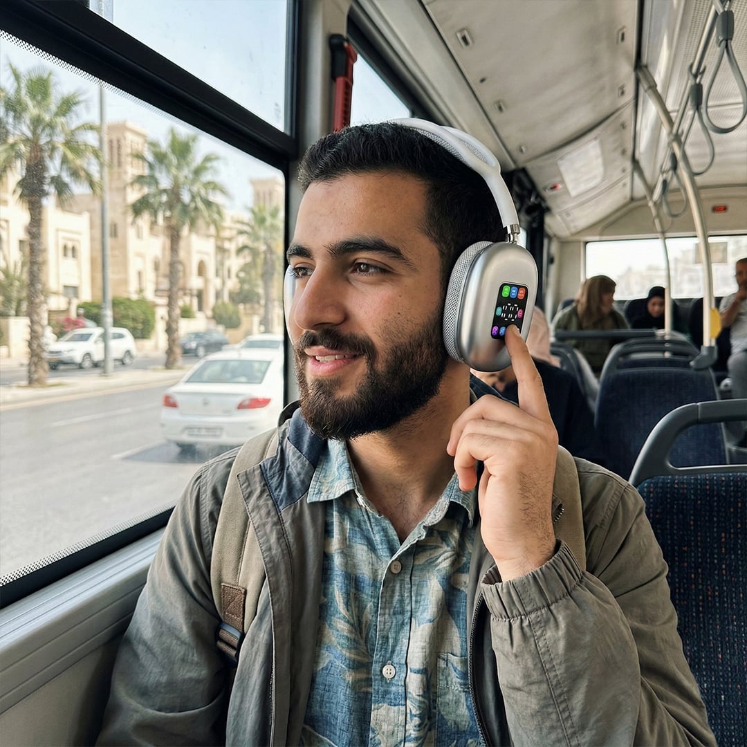 SmartScreen Wireless Headphones - 1