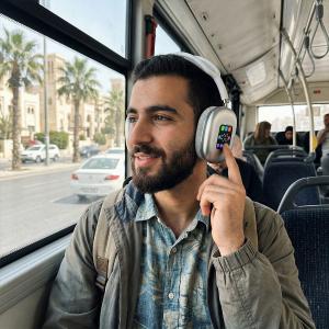 SmartScreen Wireless Headphones - 2