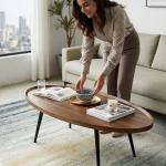 طاولة وسط خشبية بتصميم بيضاوي - 2