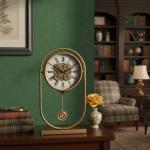 ساعة ديكورية بتصميم تروس و بندول ذهبي فاخر - 13