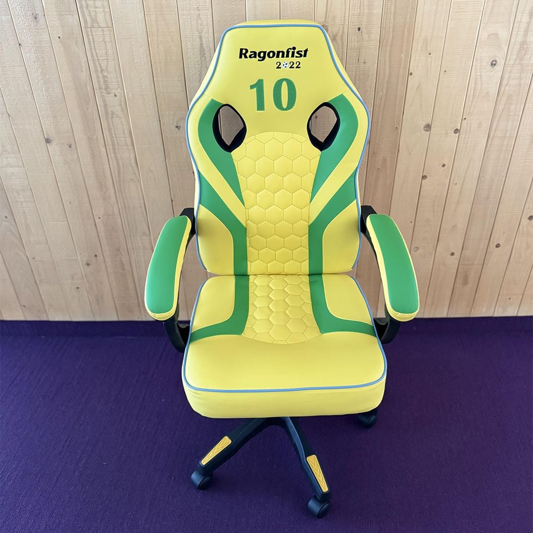 Gamers Chair With Adjustable Height product thumbnail 3