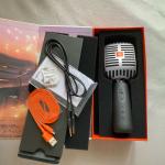 ميكروفون لاسلكي من ماركة JBL - 10