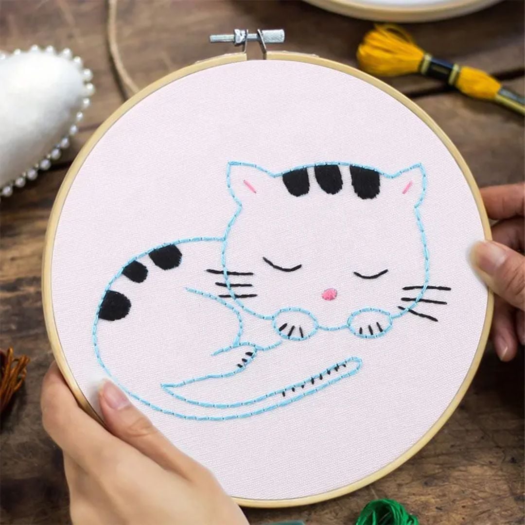 Embroidery Plate Kit With Tools product thumbnail 2