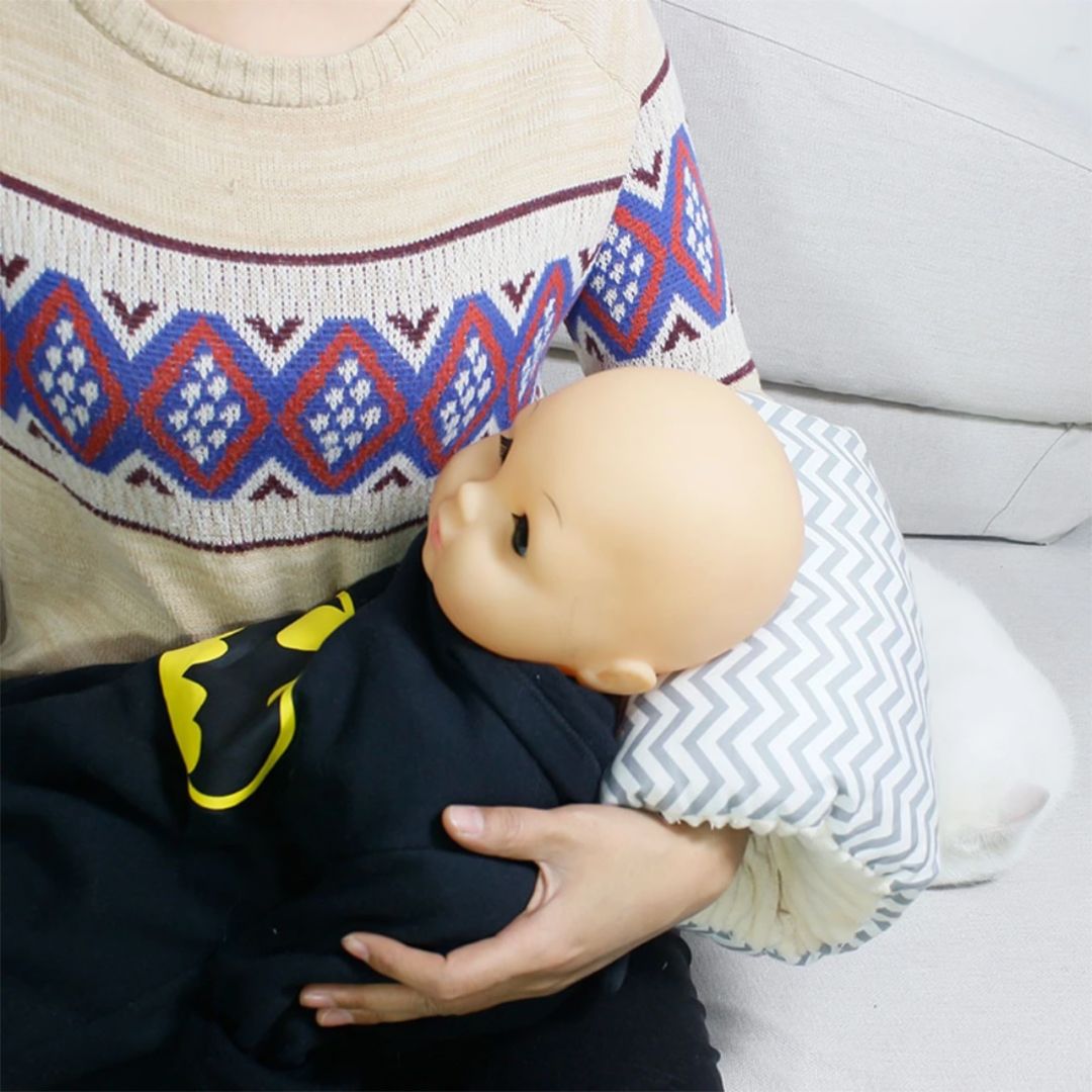 Breastfeeding Arm Pillow Baby product thumbnail 9