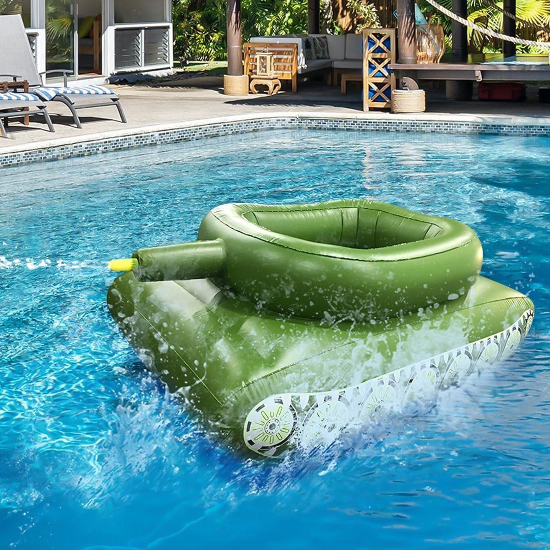 Inflatable Tank with Spray Gun product thumbnail 2