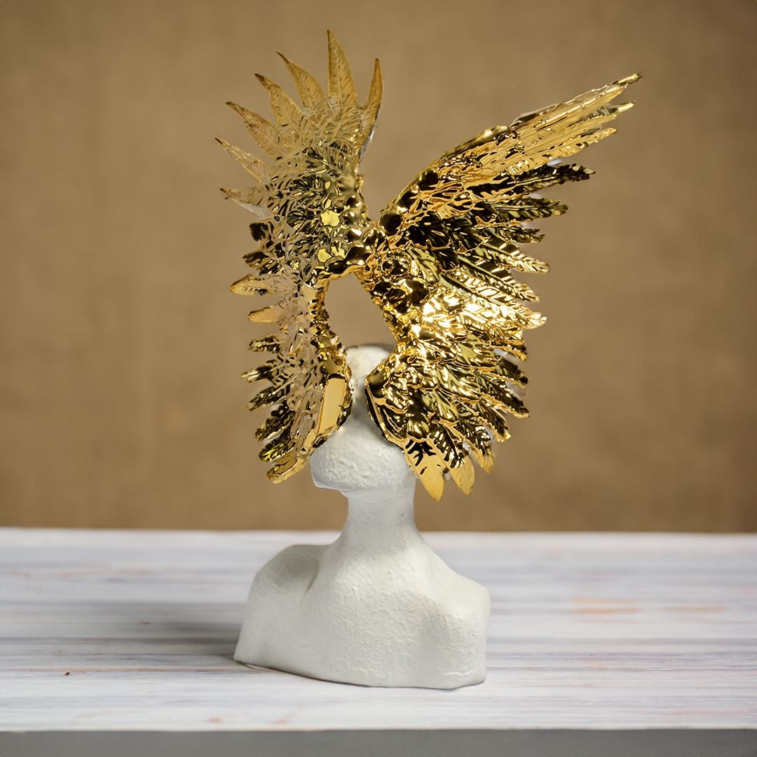 Classic Golden Wings Figurine product thumbnail 2