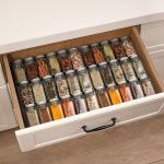 مجموعة مرطبانات التوابل الزجاجية - 16