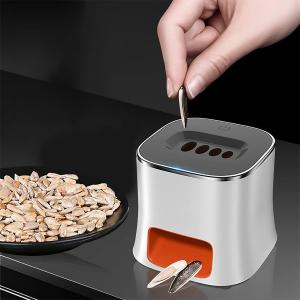 أداة تقشير بذور دوار الشمس