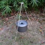 ستاند ثلاثي الأرجل للطهي والشواء