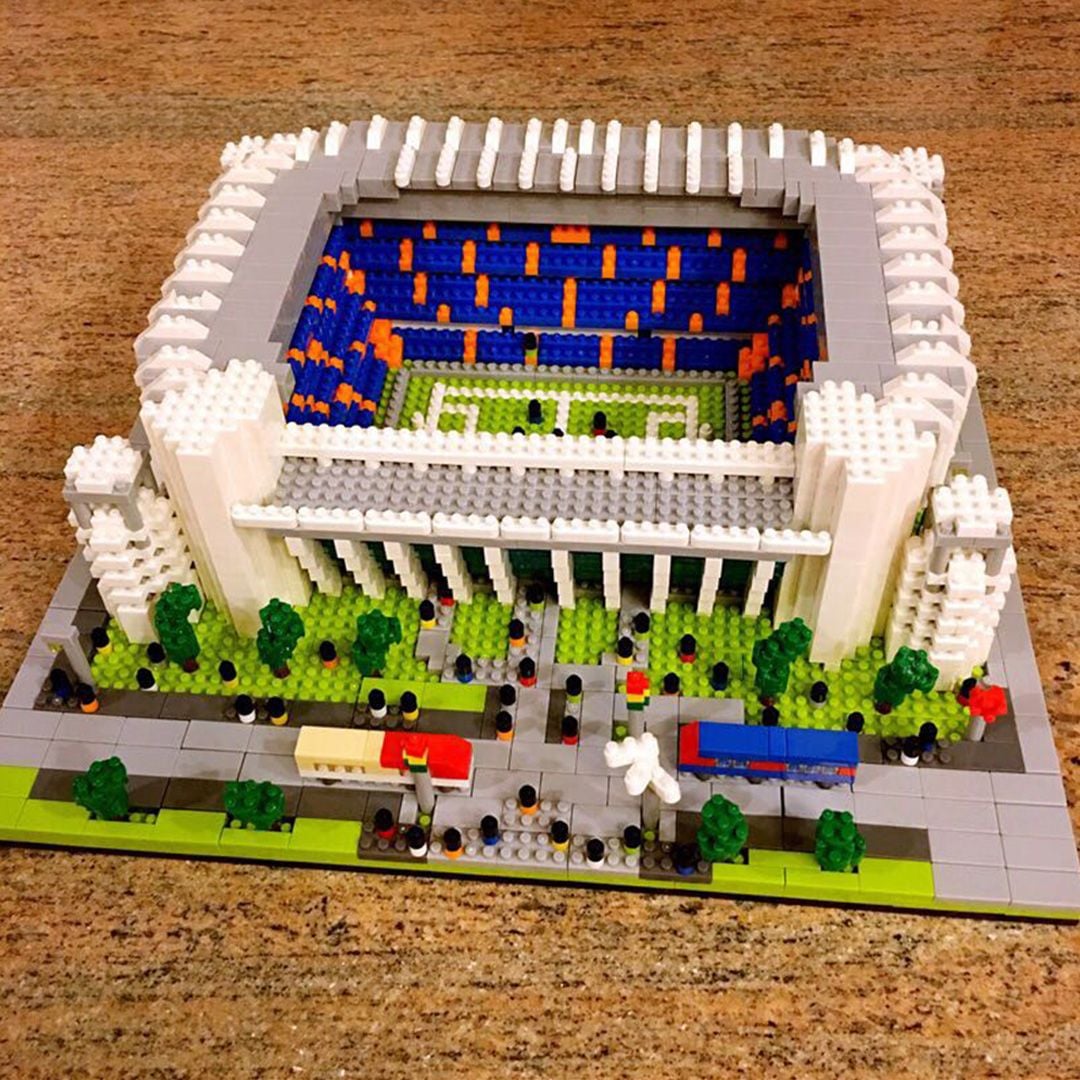 LEGO Santiago Bernabéu Stadium product thumbnail 12