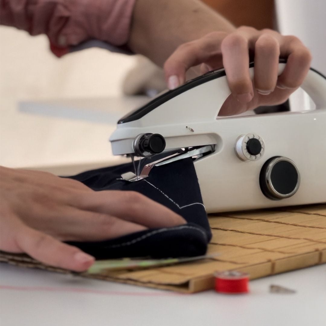 Portable Sewing Machine product thumbnail 16