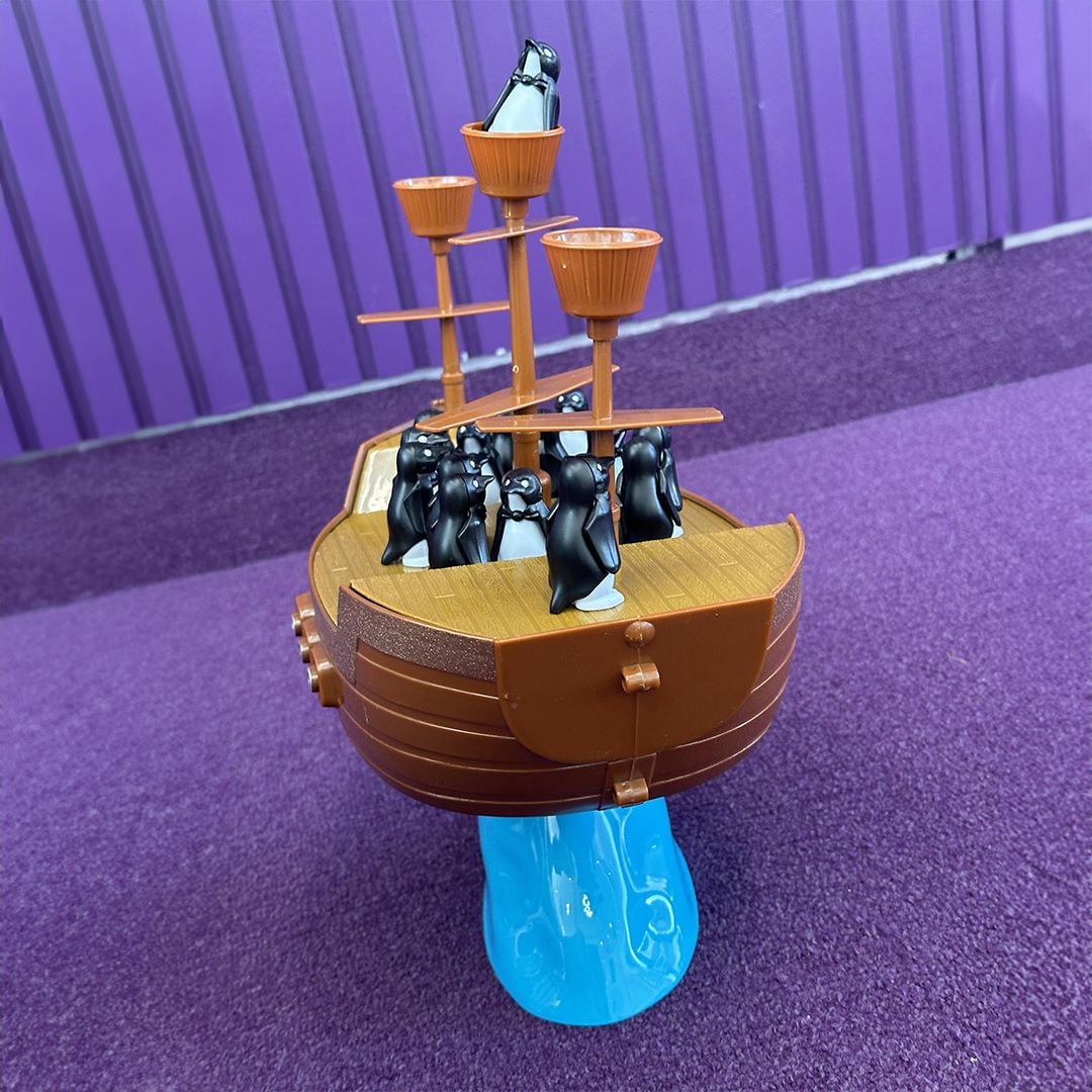 Pirate Ship and Penguins Balancing Game - 6
