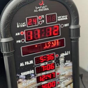 ساعة حائط رقمية للأذان - 4
