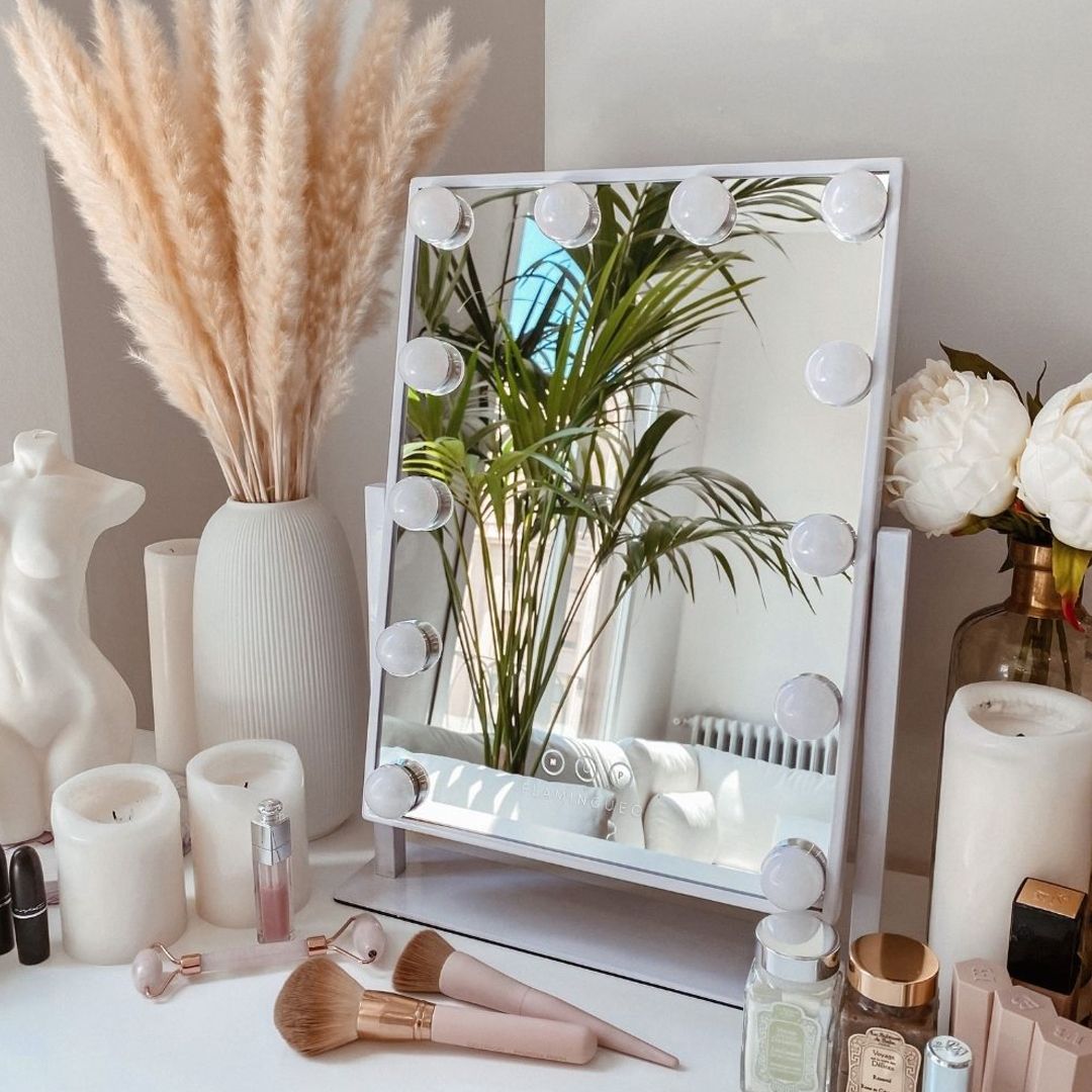 Light Led Makeup Mirror product thumbnail 14