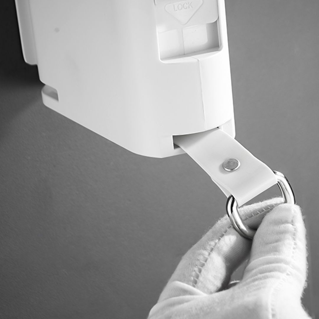 Invisible Indoor Clothesline With Hanger product thumbnail 7