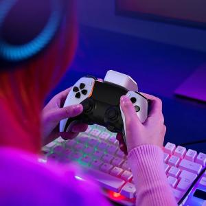 شاحن لاسلكي لأيدي البلاستيشن