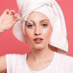 مقص و مشط الحواجب	 - 1