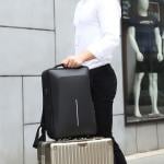حقيبة الظهر الذكية والآمنة ضد السرقة