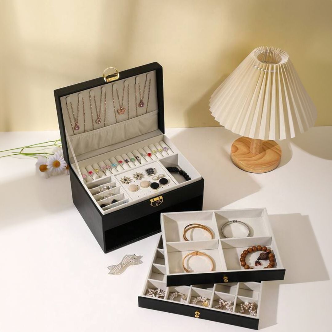 Three-Layer Retro Jewelry Box product thumbnail 2