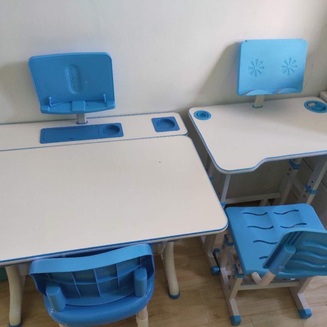 Children's Learning Desk - 1 product thumbnail 3