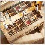 تسريحة خشبية مع مرآة مضيئة وخزانة جانبية - 9