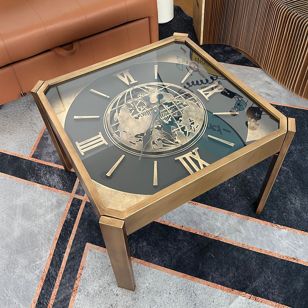 طاولة ديكور مربعة بتصميم ساعة تروس ذهبية - 6