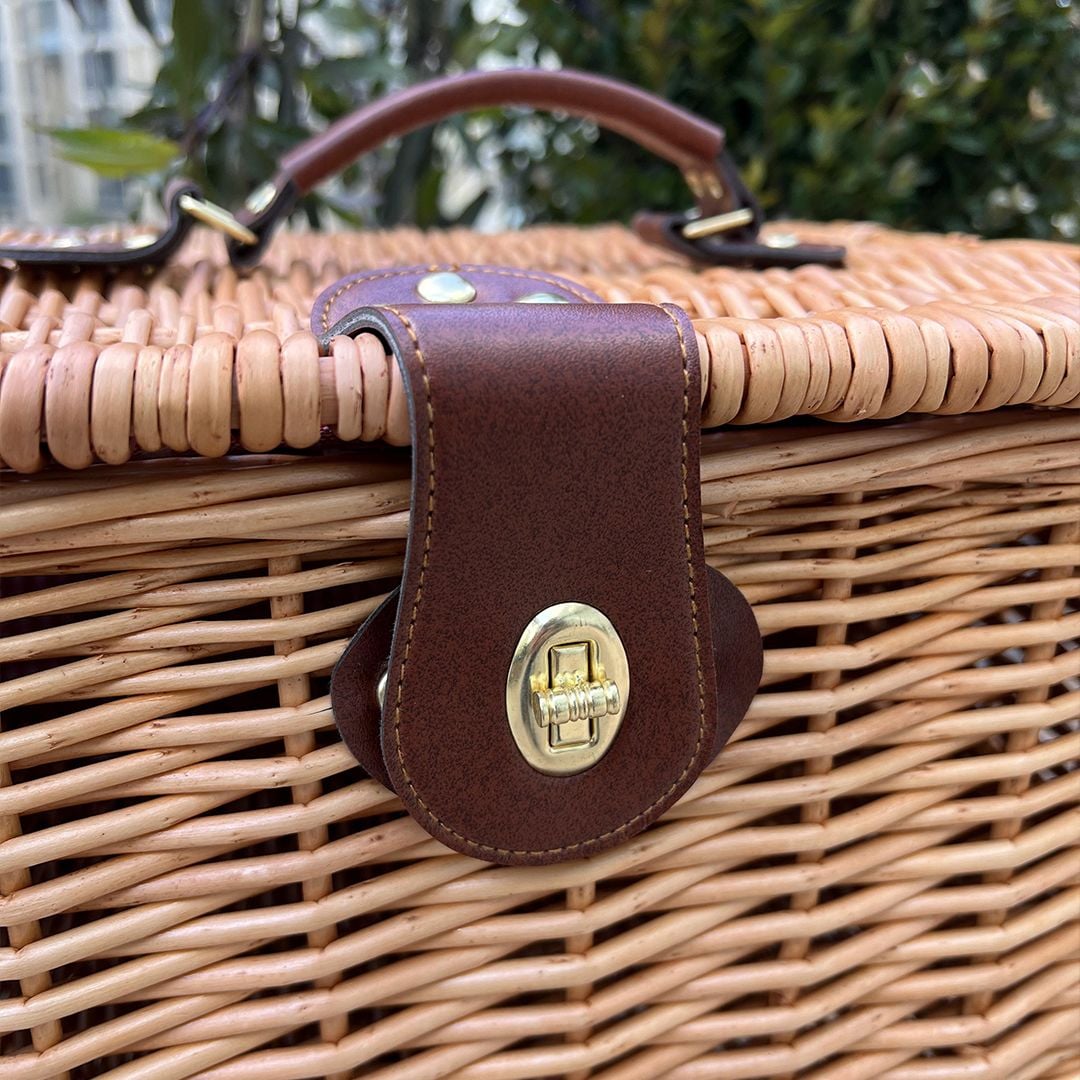 سلة النزهات المتكاملة من الراتان - 14