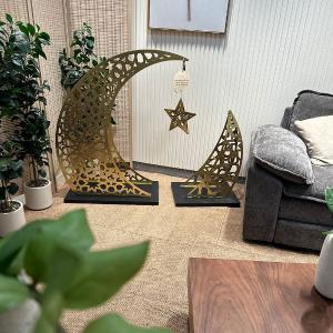 ديكور هلال رمضاني ذهبي فاخر من روح