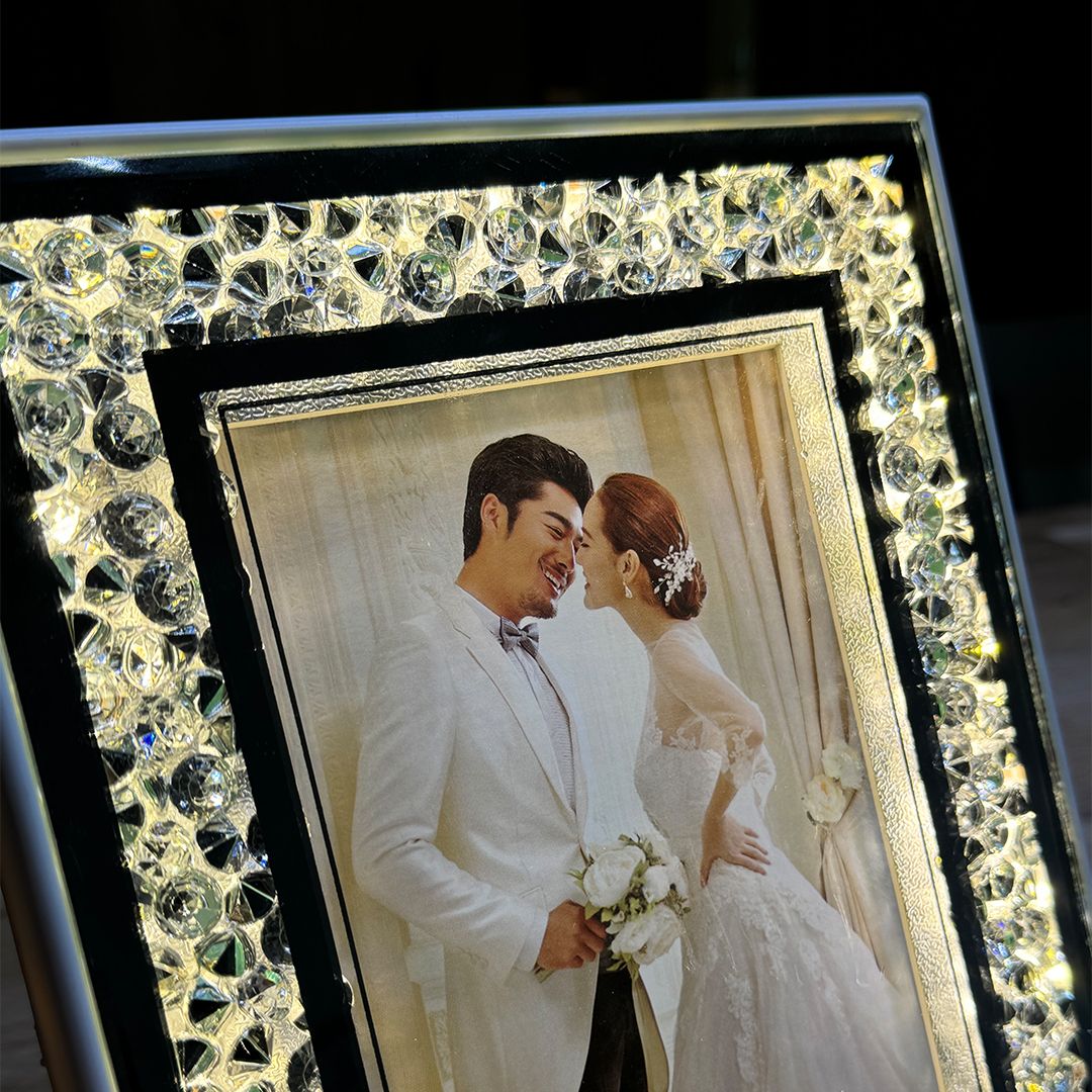 Illuminated Crystal Photo Frame - 25 cm product thumbnail 7
