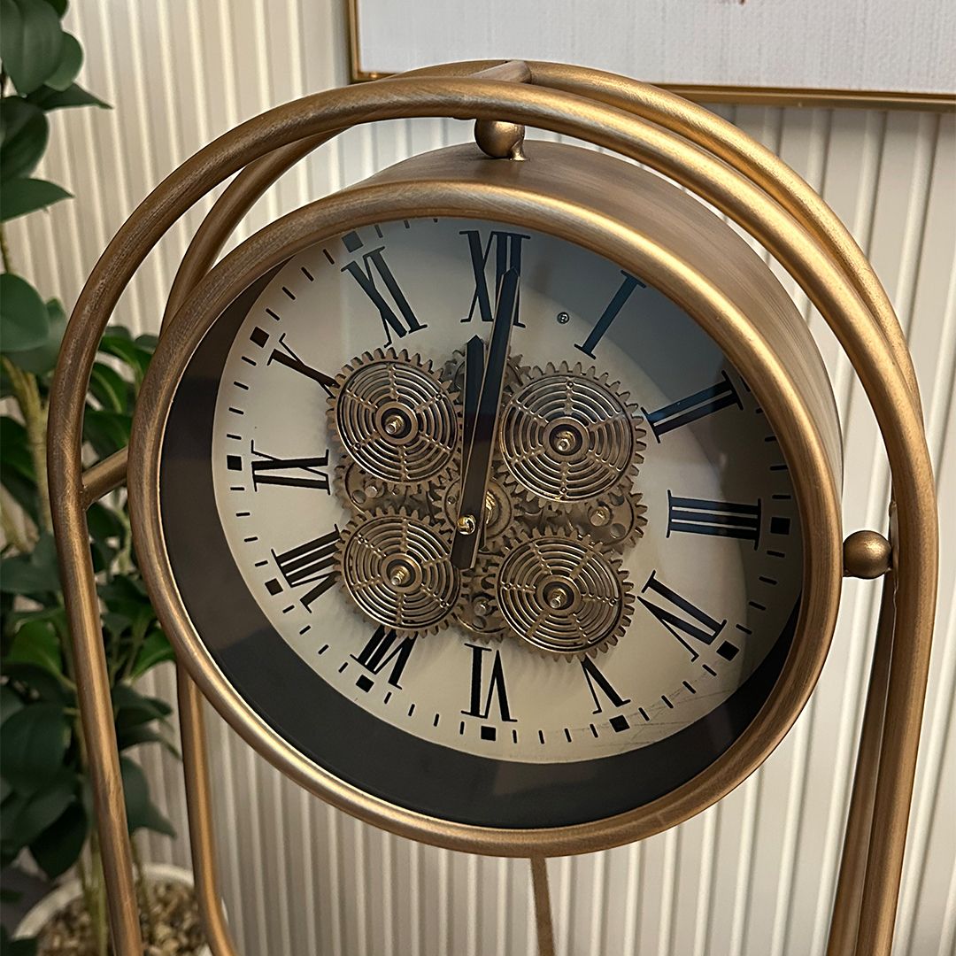 ساعة ديكورية بتصميم تروس و بندول ذهبي فاخر - 5