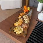 لوح تقديم خشبي فاخر للتسالي والضيافة من روح - 18