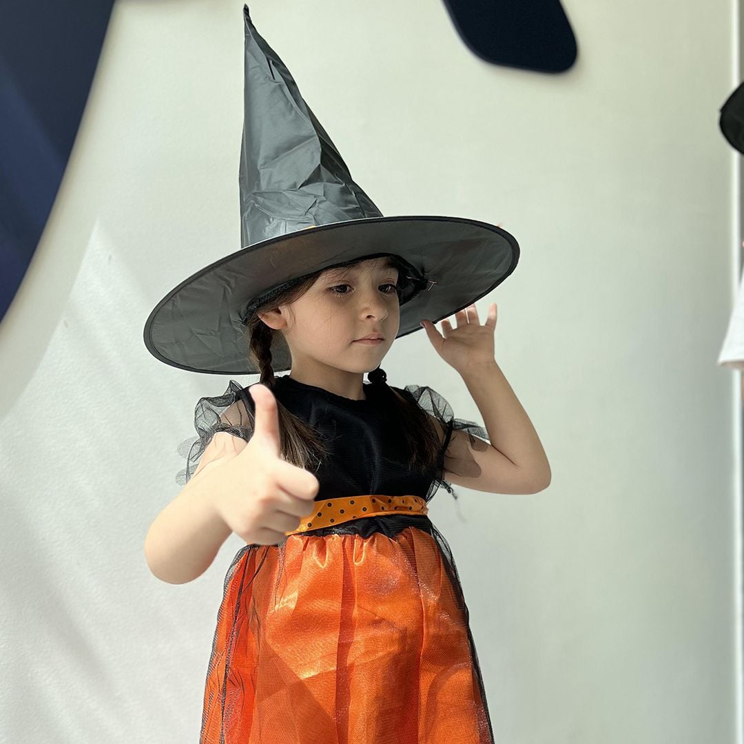 Witch Costume product thumbnail 14