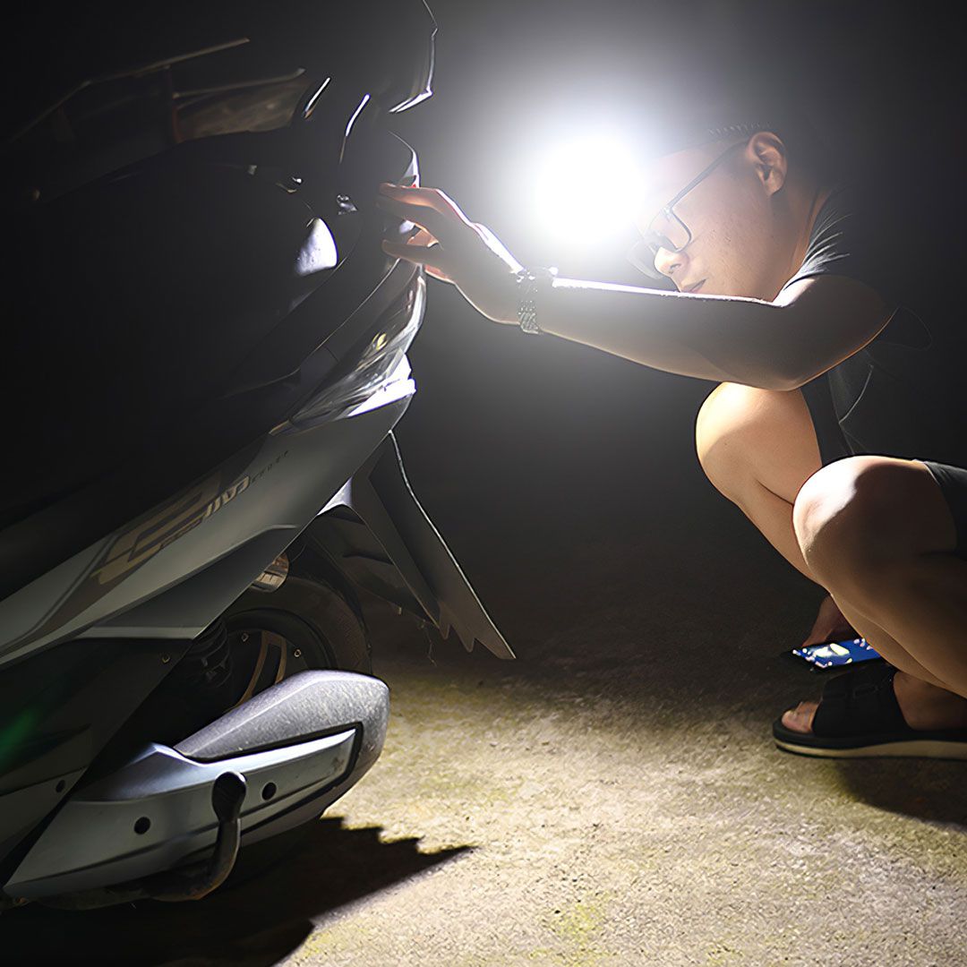 Headlight With Motion Sensor product thumbnail 6