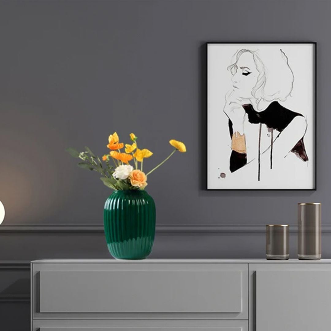 A Set of Vases of Various Sizes product thumbnail 2