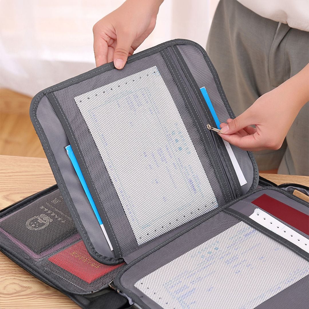 Portable Card Organizer Bag product thumbnail 10