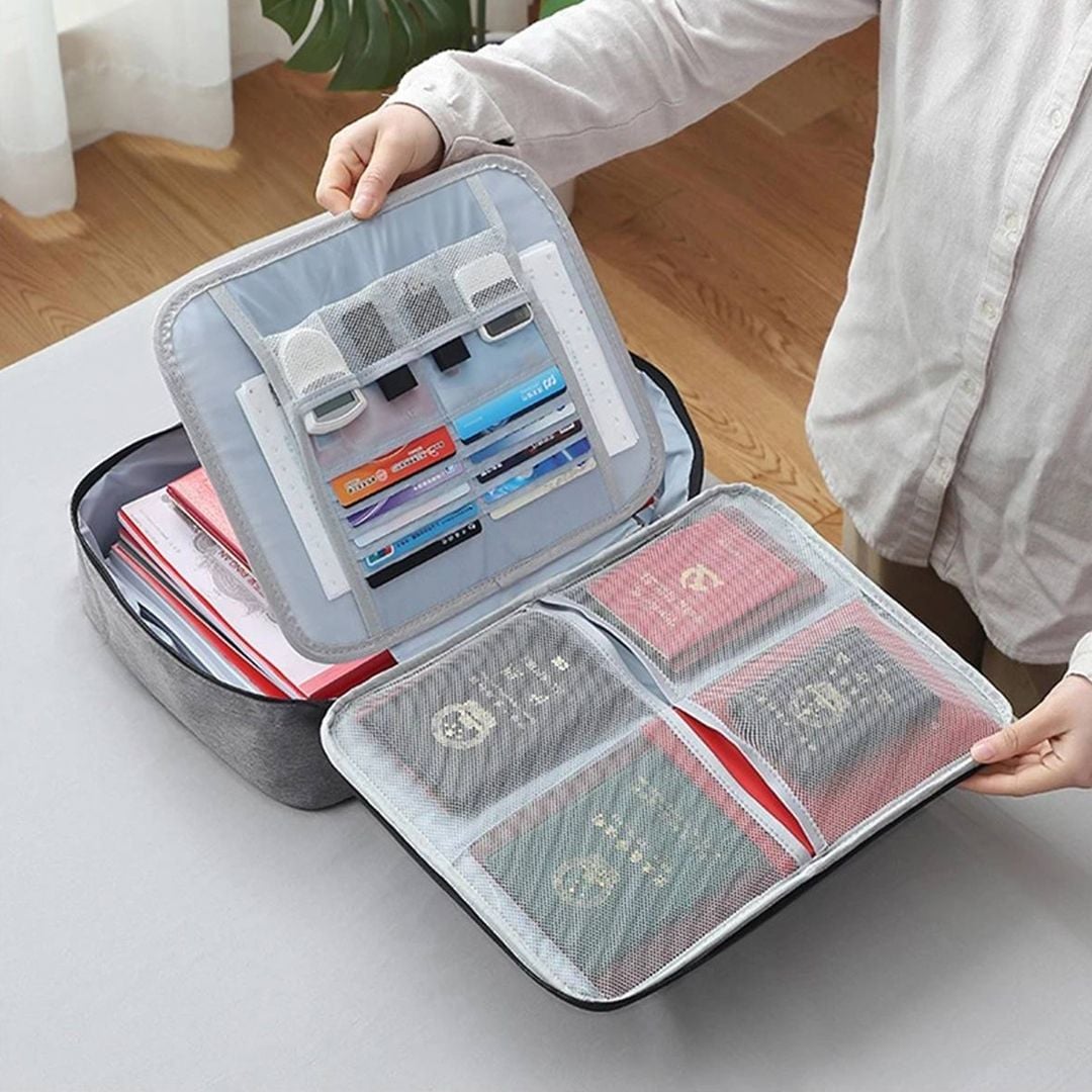 Portable Card Organizer Bag product thumbnail 12
