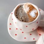 فنجان مع صحن مزخرف بالقلوب - 10