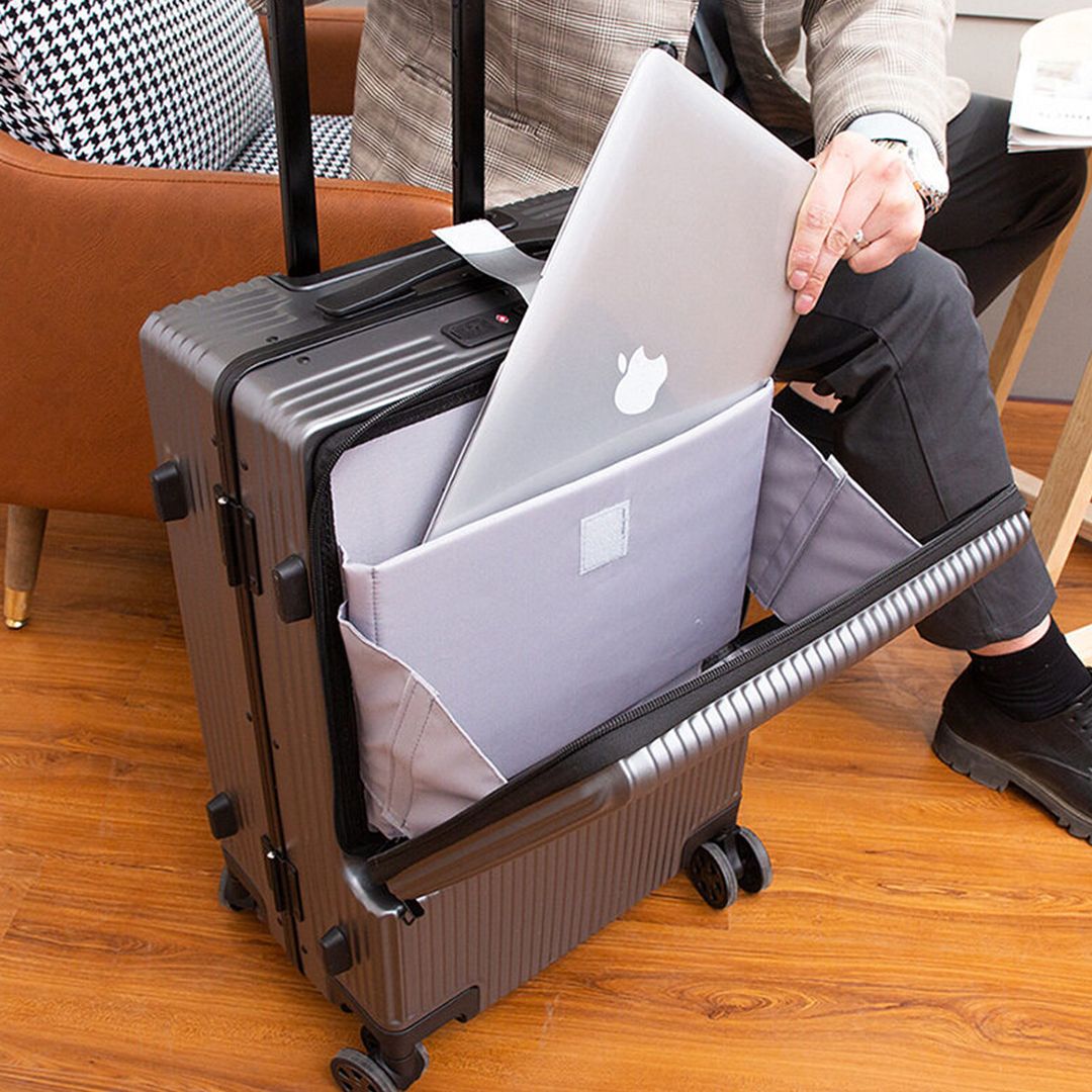 حقيبة سفر مع قفل و مدخل شحن USB	 - 3