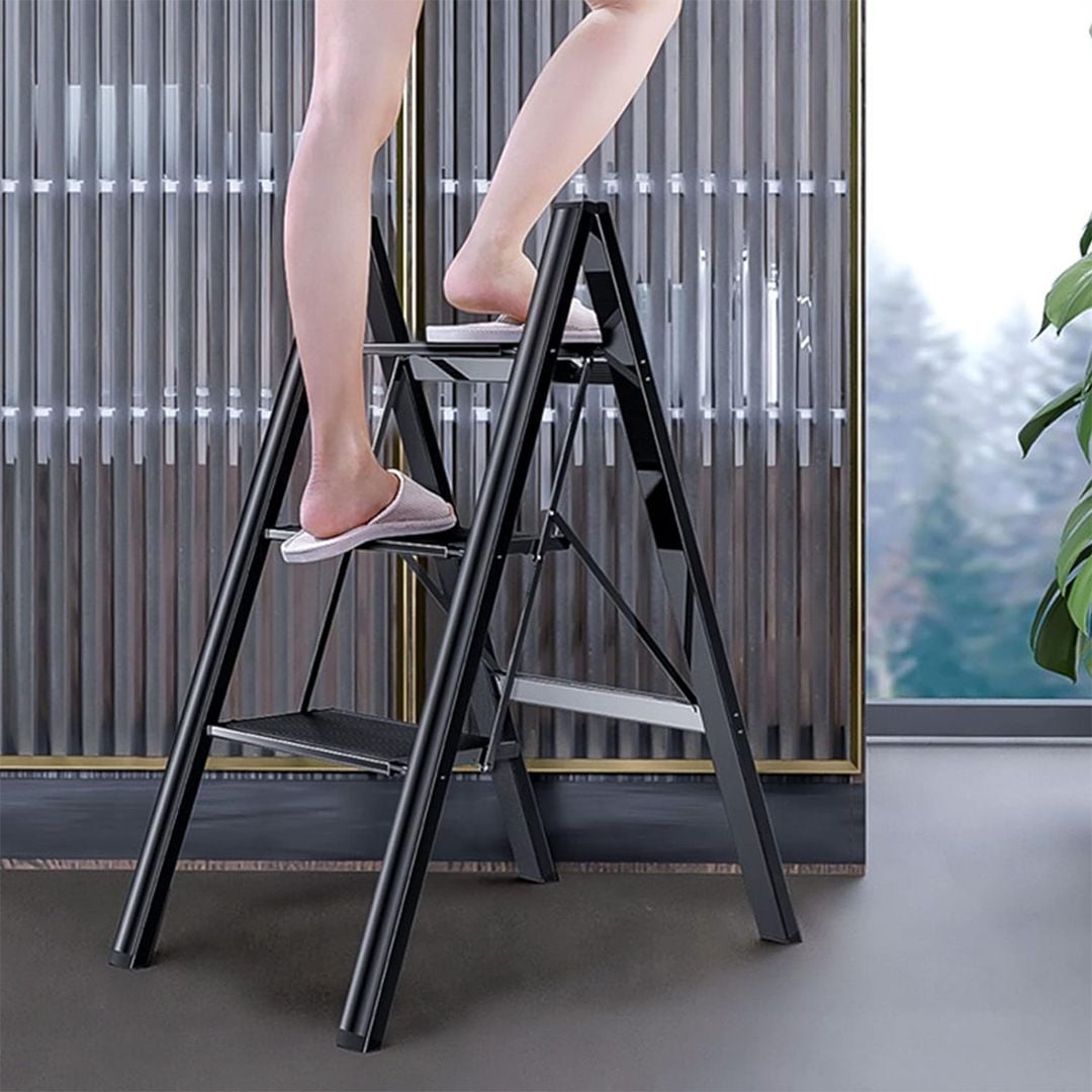 Three-Step Folding Ladder product thumbnail 9