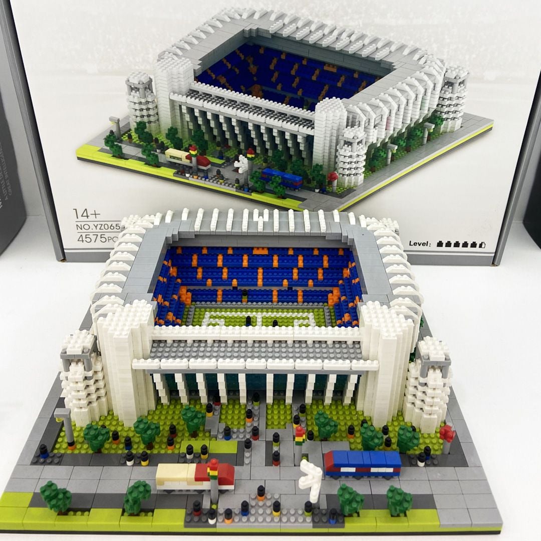 LEGO Santiago Bernabéu Stadium product thumbnail 11