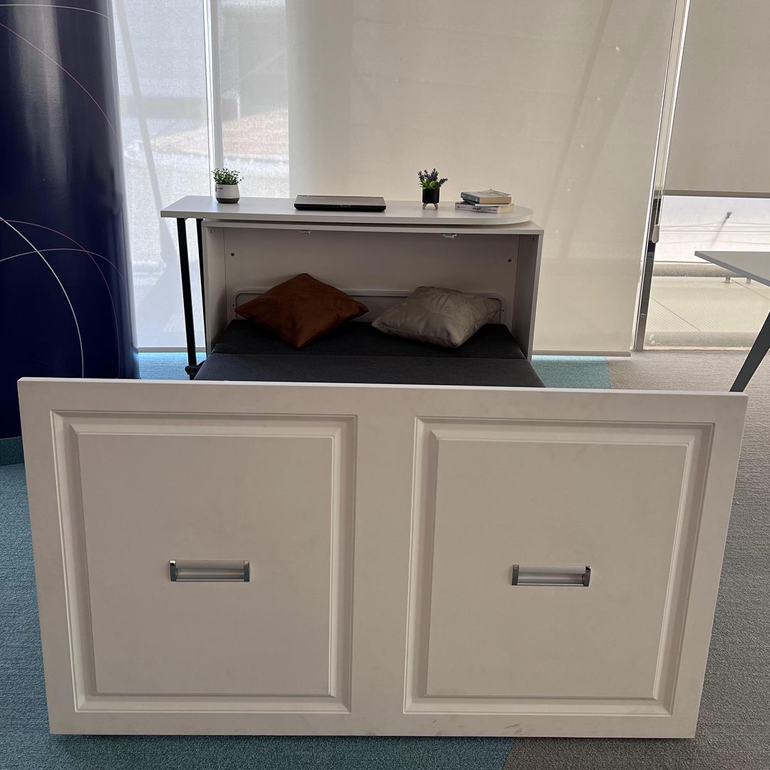 Desk with Pull Out Bed product thumbnail 20