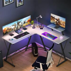 مكتب خشبي على شكل حرف L